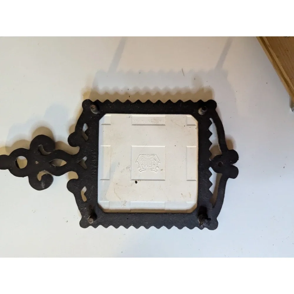 Vintage made in Japan peaches grapes‎ tile / cast iron kitchen trivet